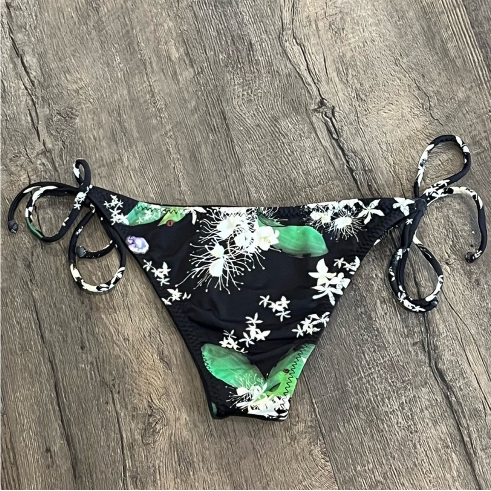 ISOLDA Swim Tropical Print Bikini Set - Picture 5 of 8